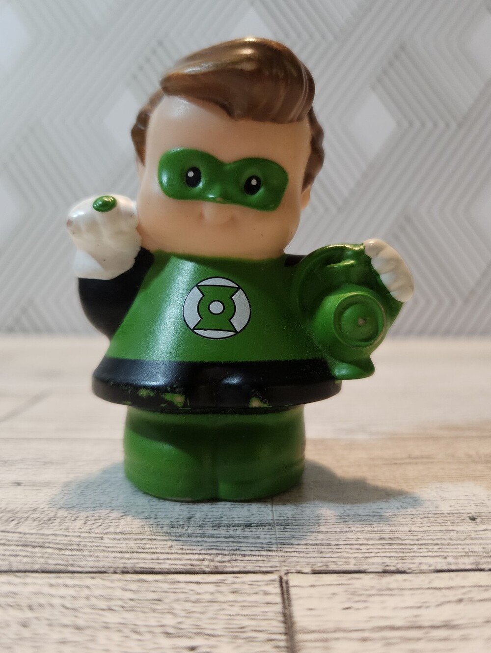 Mattel FISHER PRICE LITTLE PEOPLE DC Super Hero GREEN LANTERN Exclusive Figure